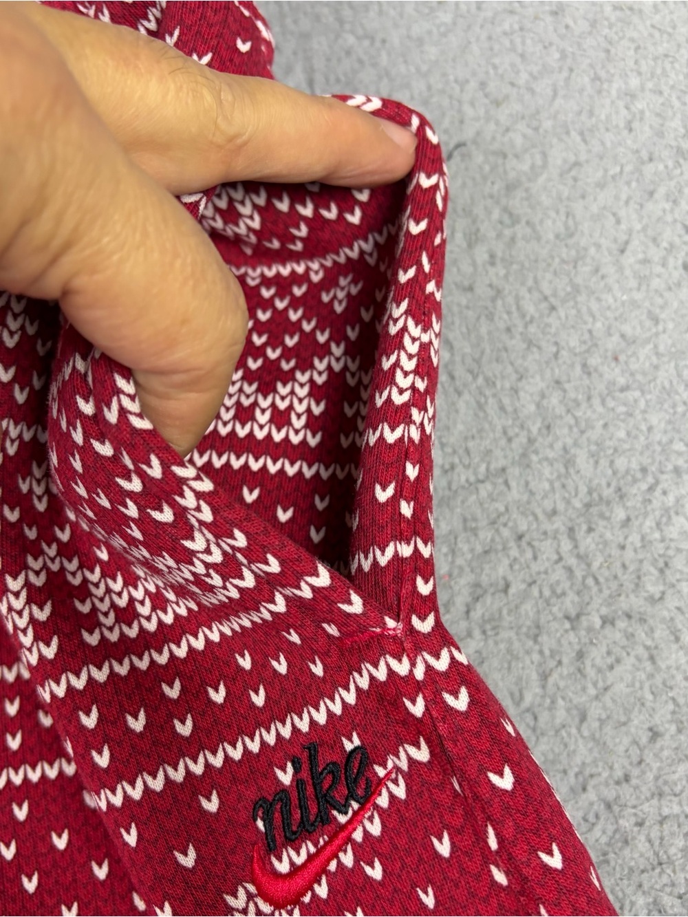 Nike Fair Isle Holiday Fleece Joggers Pants Mens Large Red Sweatpants - Picture 3 of 11